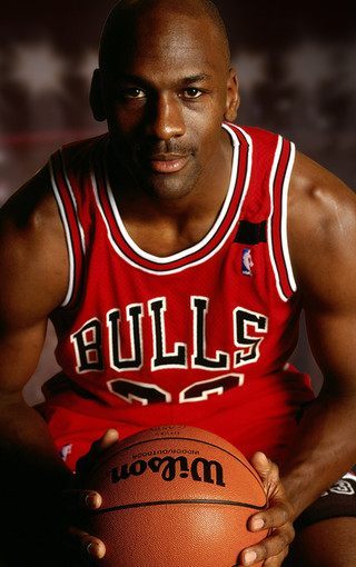 英超-马尔穆什戴帽哈兰德伤退 曼城4-0纽卡斯尔.