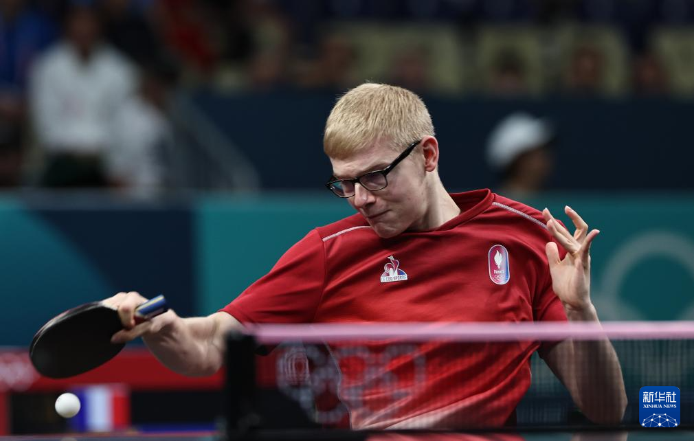 东契奇45+11+13库里空砍26+10 独行侠力克勇士.