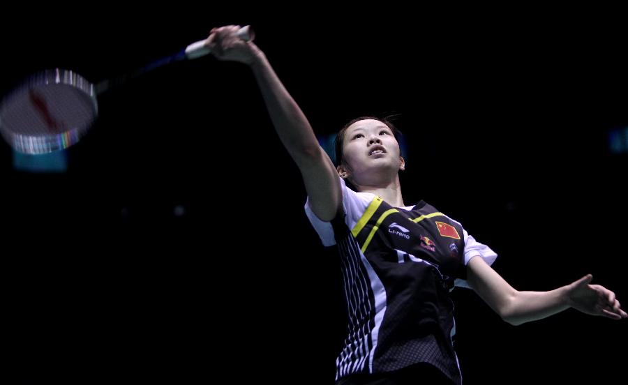 东契奇45+11+13库里空砍26+10 独行侠力克勇士.